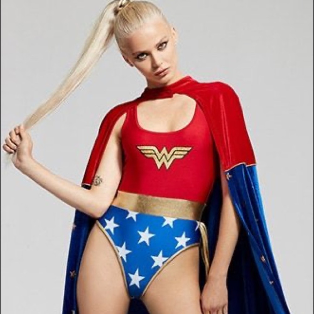 NWT Wonder Woman bodysuit
